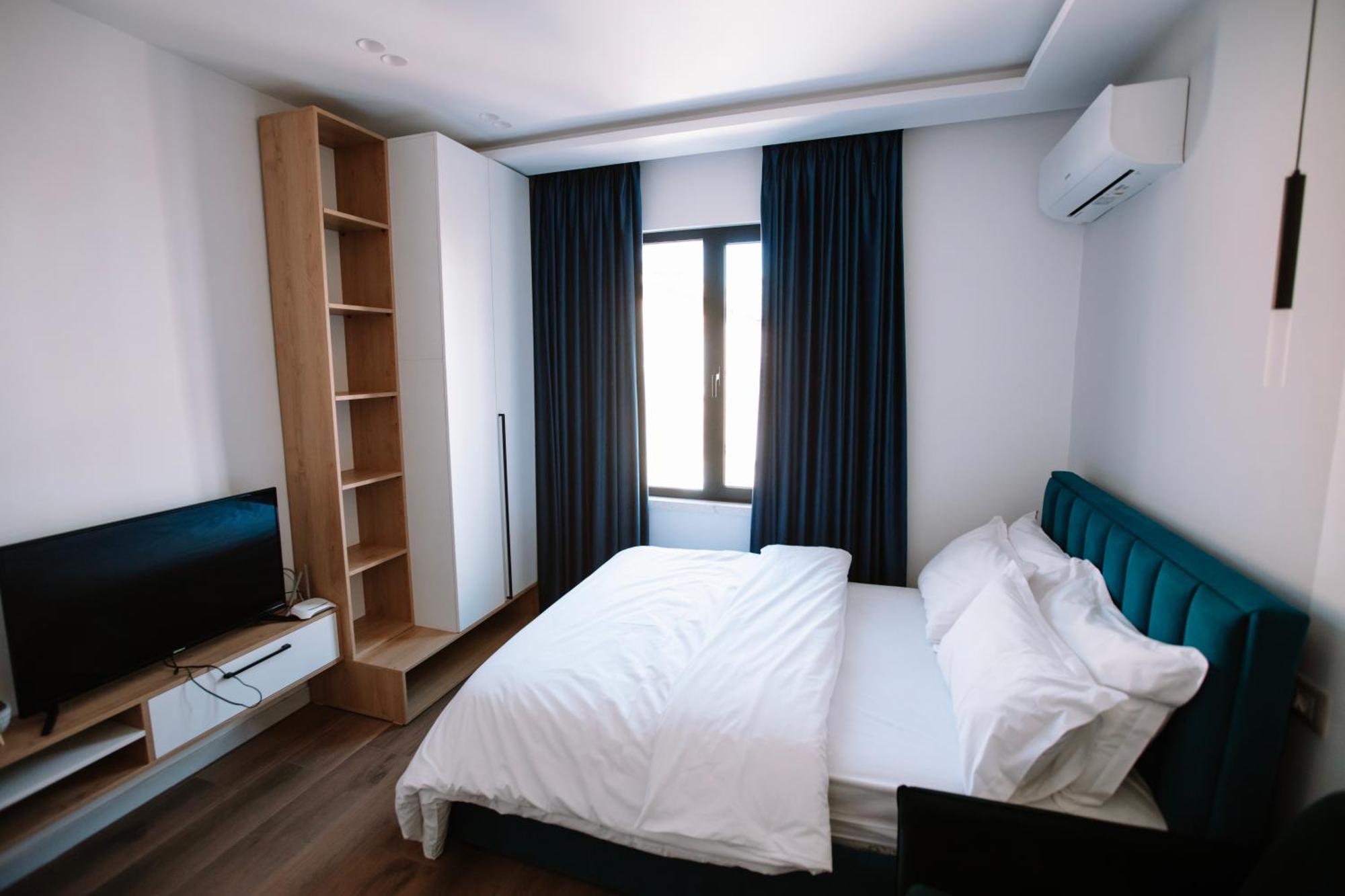 Barrikada Str Modern Apartments - The Nest Тирана Экстерьер фото